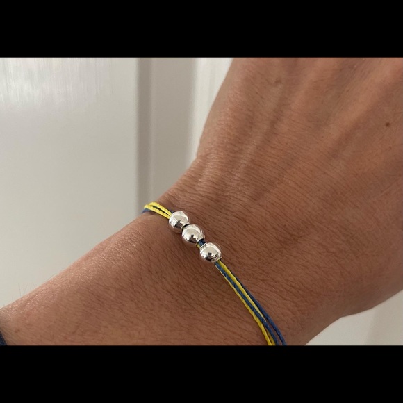 “STAND with Ukraine” string bracelet with 3 silver toned beads. Slide knot - Picture 2 of 3